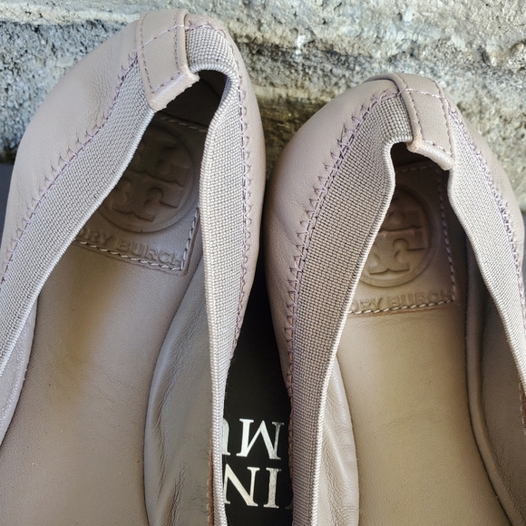 Tory Burch Caroline 2 ballet flats ~ Grey size 7 - Picture 9 of 16